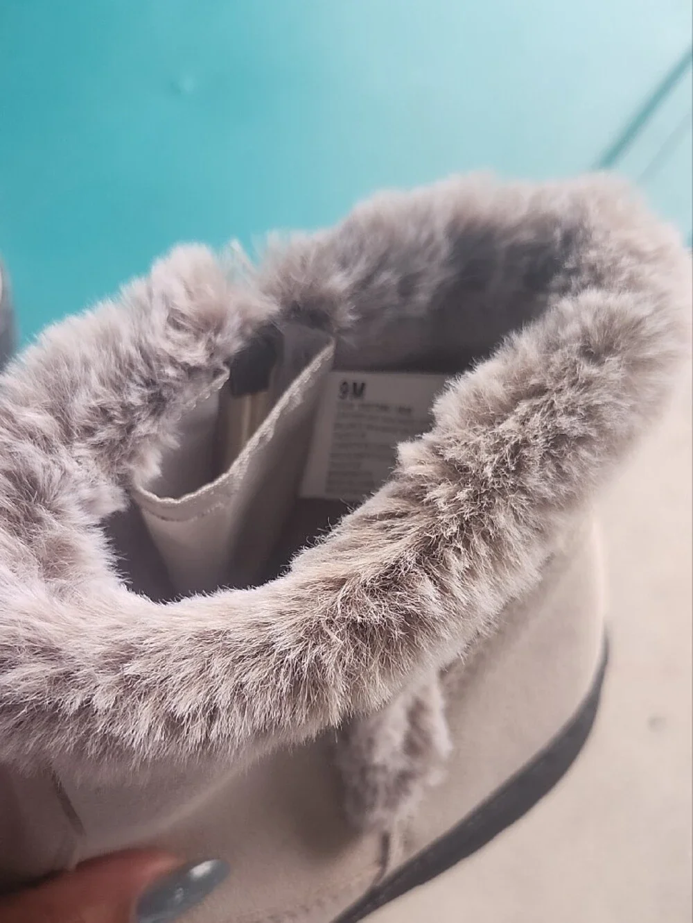 Khombu cozy faux